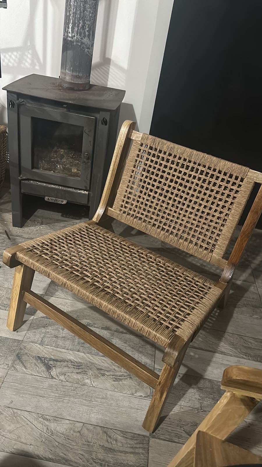 Poltrona tapizada artesanal para interior modelo 1